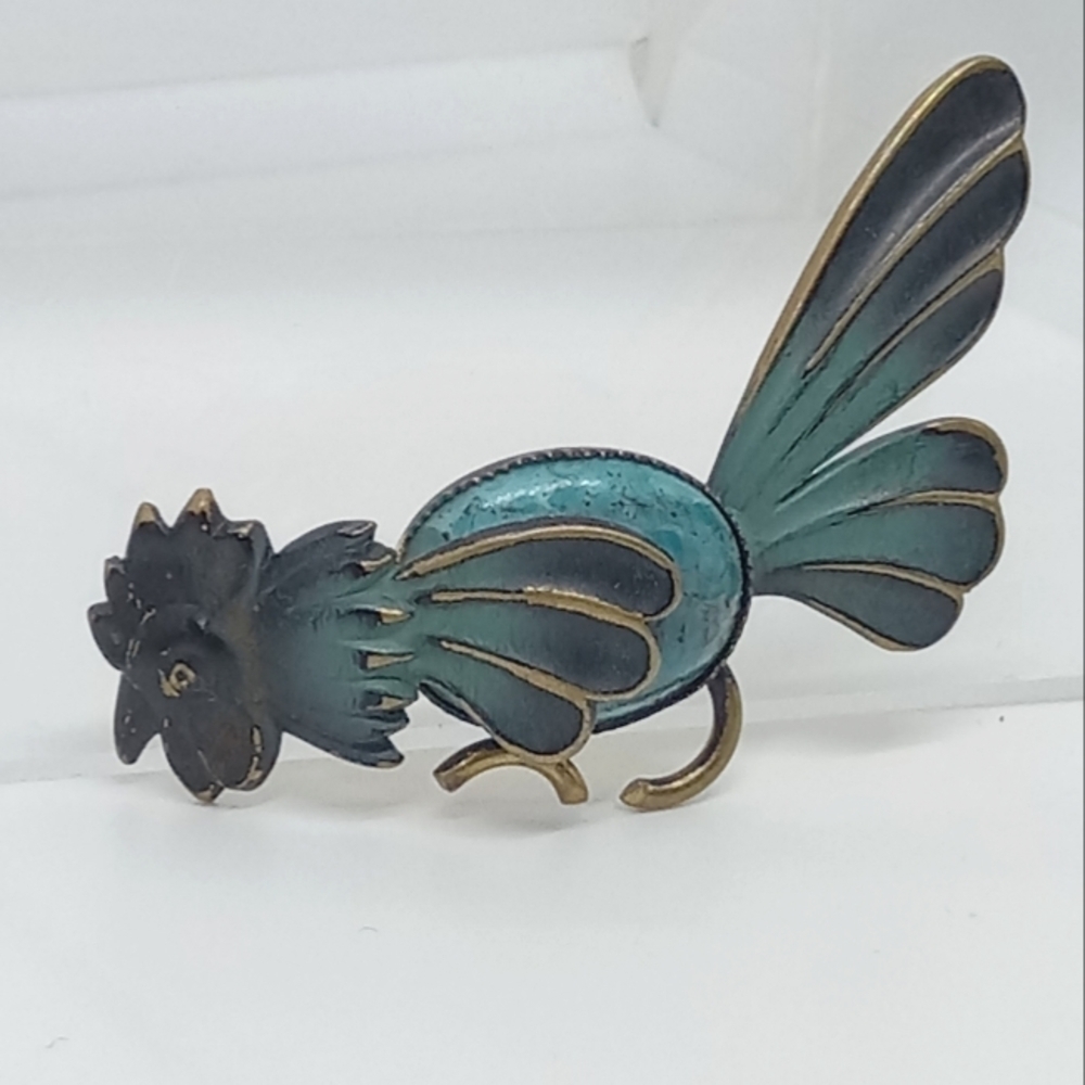 * vintage Made in Germany Blue jelly belly rooster chicken bird pin brooch